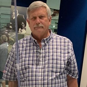 Meet your Posher, Gary